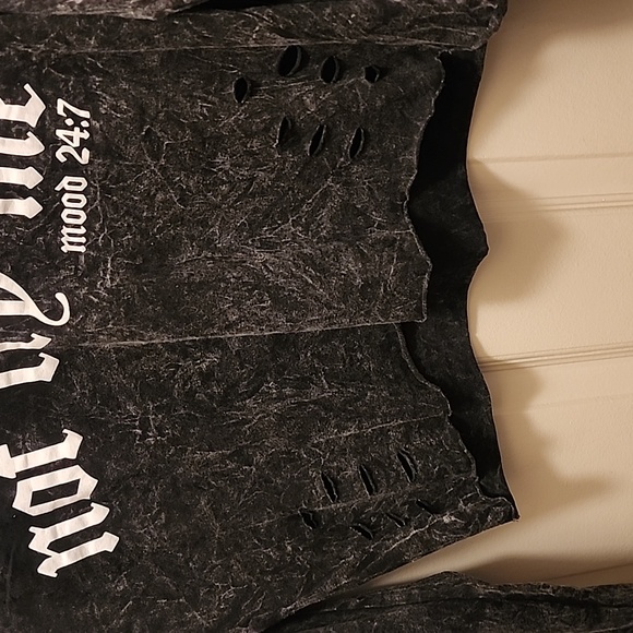 Top - Picture 4 of 4